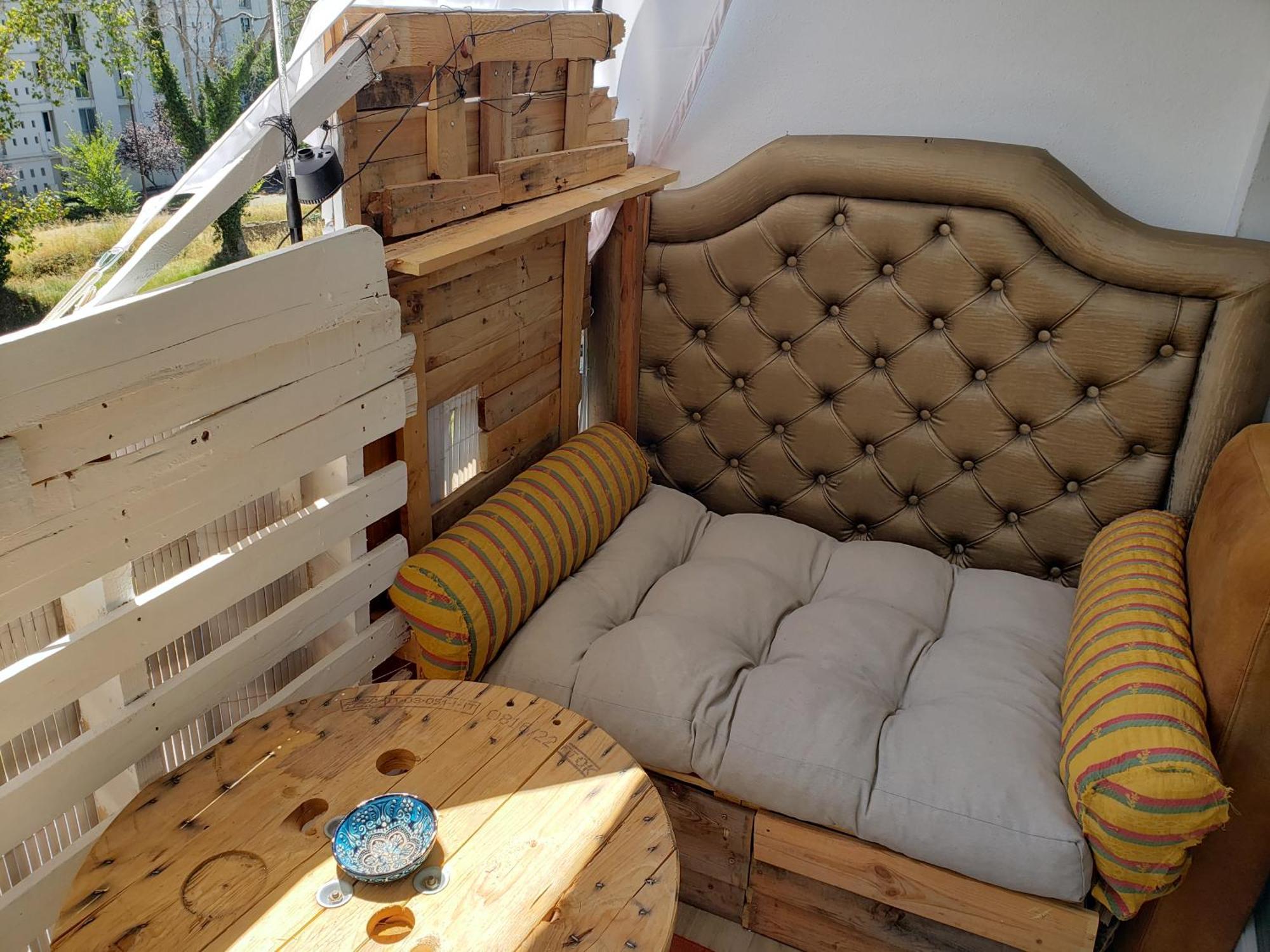 From 1 To 6 - Bathtubs In - Air Conditioned Residential - Self-arrival - Wifi - Netflix - Kitchen - Laundry - Parking Appartamento Avignone