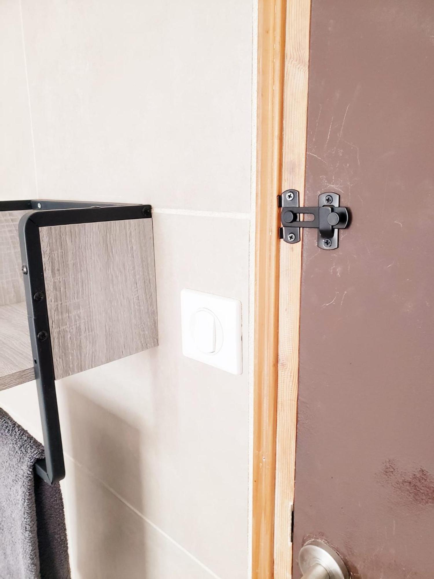 From 1 To 6 - Bathtubs In - Air Conditioned Residential - Self-arrival - Wifi - Netflix - Kitchen - Laundry - Parking * Avignone
