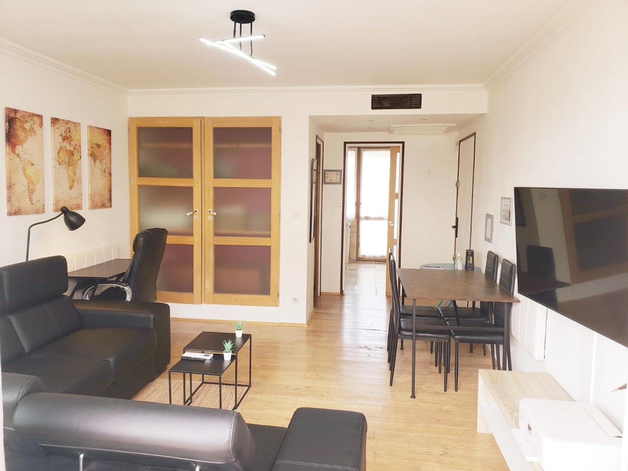 Appartamento From 1 To 6 - Bathtubs In - Air Conditioned Residential - Self-arrival - Wifi - Netflix - Kitchen - Laundry - Parking *